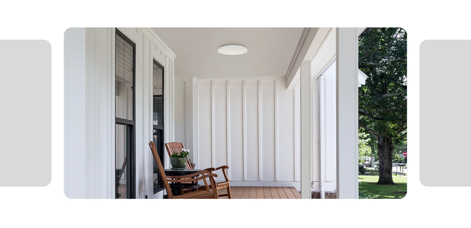 Yeelight MercuryE Ceiling Lamp feature panel showing app and voice control